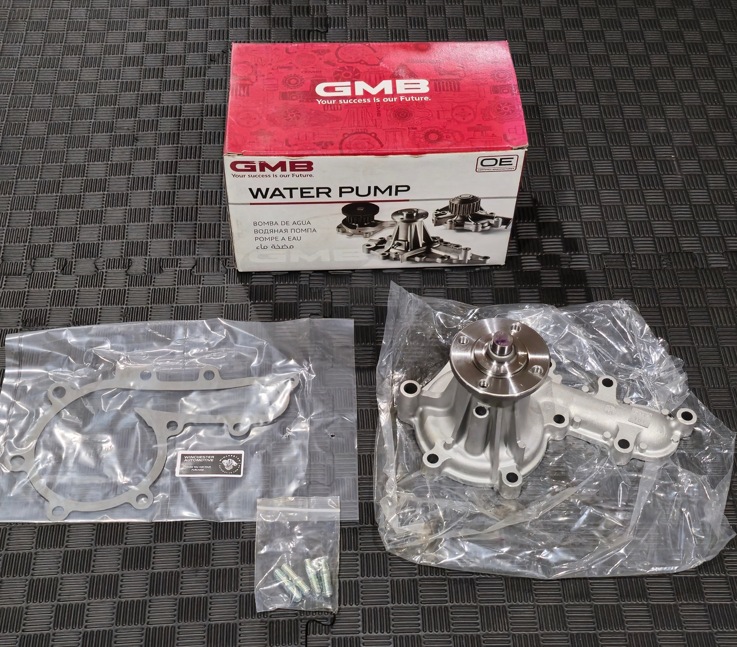 GMB GWT-91A WATER PUMP - TOYOTA 1PZ / 1HZ / 1HDT