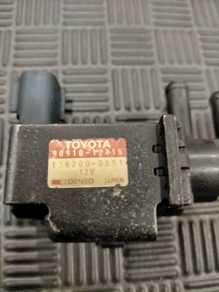 TOYOTA 1JZ / 2JZ VACUUM SWITCHING VALVE- 90910-12115